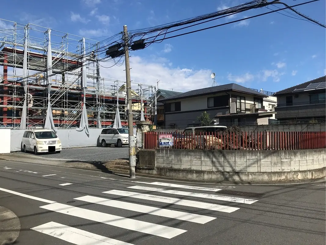 板橋区板橋４丁目　月極駐車場